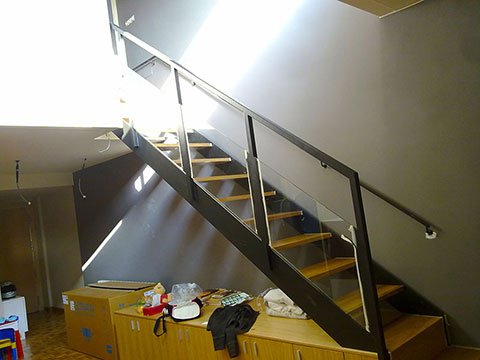 escalera hierro madera