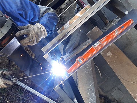 fabricacion-escalera-metalica
